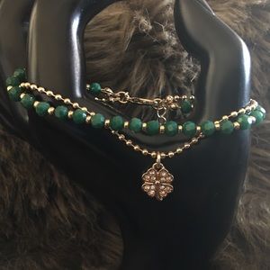 Vintage Avon crystal four leaf clover bracelet